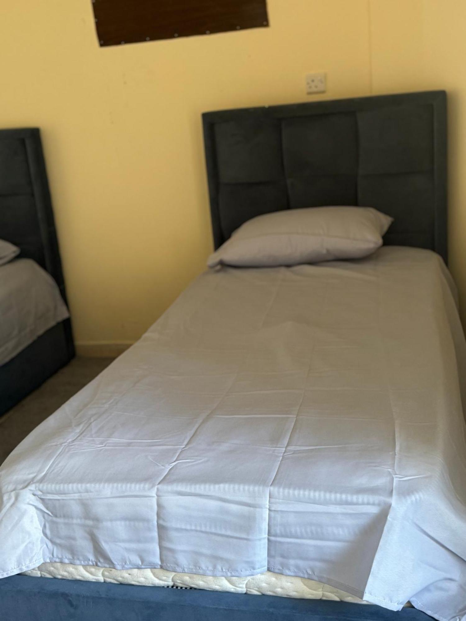 Appartement Provis à Charjah Extérieur photo